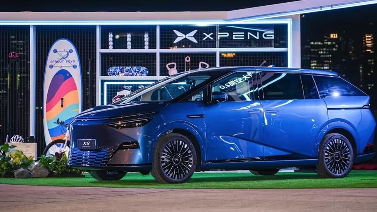 Xpeng X9