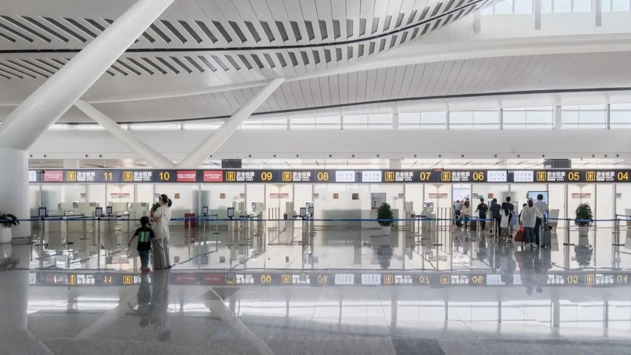 Bandara Yantai Penglai di China