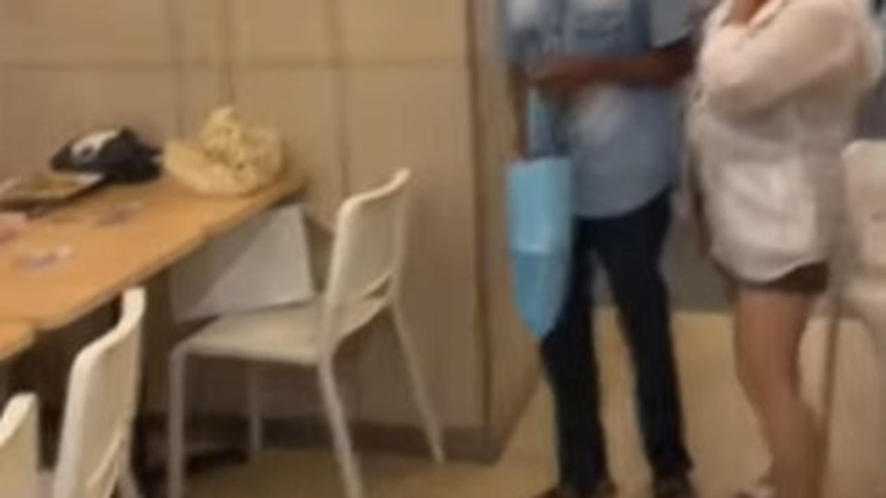 Bahagianya Pak Sopir Diberi Kejutan Ultah Meriah sama Anak Majikan, Sosok yang Dihadirkan Bikin Haru