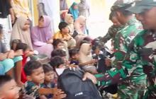 TNI Salurkan 1.800 Paket Peralatan Sekolah, Bangkitkan Semangat Belajar Anak Korban Banjir Aceh