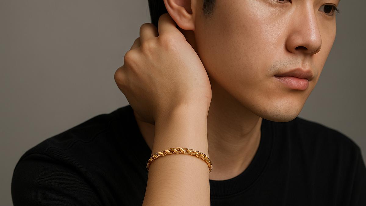 7 Tren Gelang Kecil Tapi Berat Pilihan Favorit Anak Muda, Estetik dan Elegan di 2025