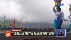 Meriahkan Ulun Danu Art Festival keempat, tarian khas bali dan pesona alam di sekitar, pukau para wisatawan baik dari dalam maupun luar negeri.