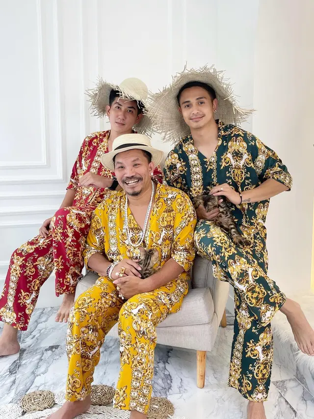 Tampil Beda Ini 6 Potret Ajun Perwira Saat Berkumis yang Menuai Sorotan