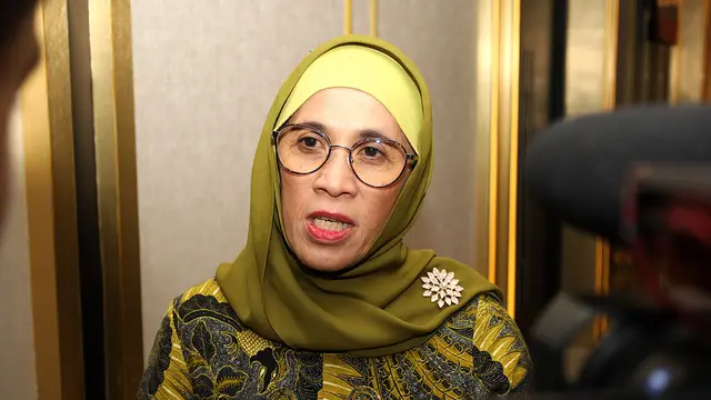 Pemkot Surabaya Raih Penghargaan Badan Publik Informatif dalam KI Jatim Awards 2024
