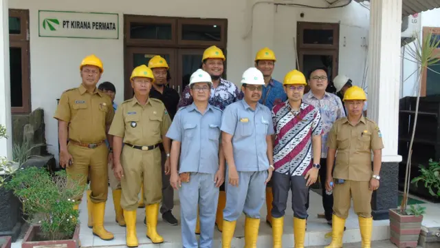 Tingkatkan Kesejahteraan Petani, PGN Bangun Koperasi Karet di Desa Pagardewa
