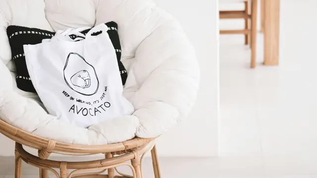 10 Tips Mengatur Tote Bag agar Isinya Rapi dan Mudah Dicari