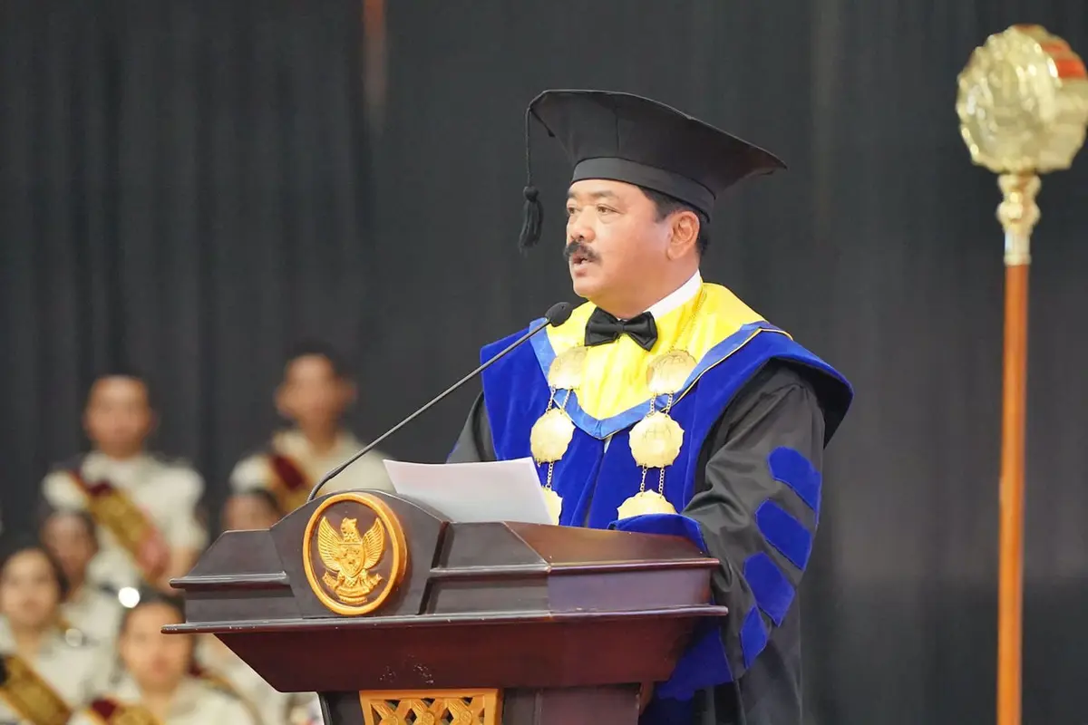 Menteri Agraria dan Tata Ruang/Badan Pertanahan Nasional (ATR/BPN) menghadiri acara wisuda Program Studi Diploma IV Pertanahan dan Program Studi Pengukuran dan Kadastral, Jumat 8 September 2023 (Istimewa)
