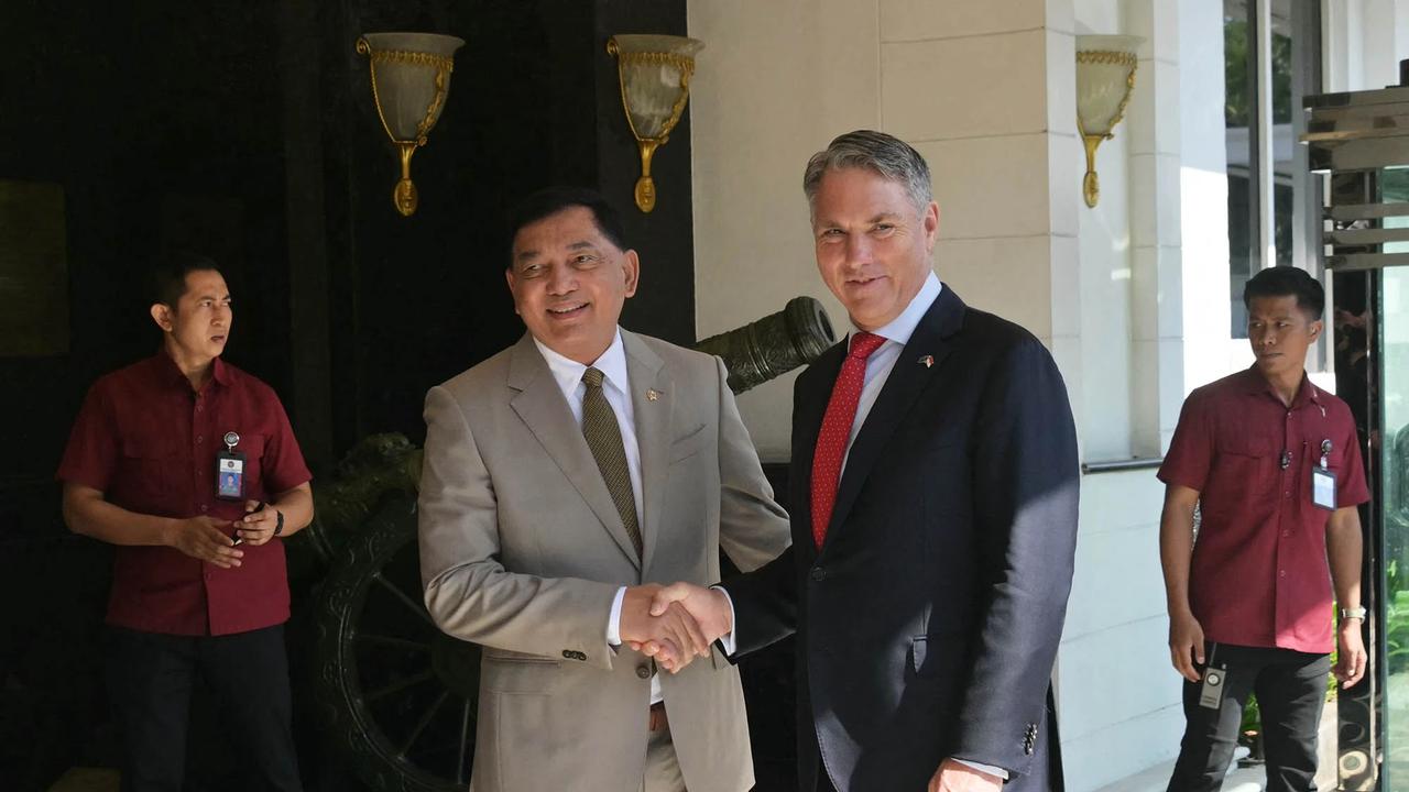 FOTO: Menhan Sjafrie Sambut Wakil Perdana Menteri Australia di Jakarta