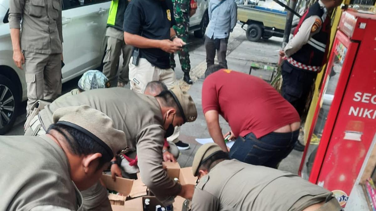 Jelang Konvoi Persib, Pemkot Gencarkan Razia Minol dan Obat Terlarang