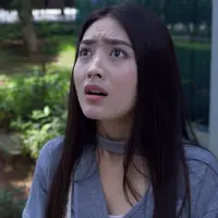 Adegan sinetron Siapa Takut Jatuh Cinta (Sinemart)