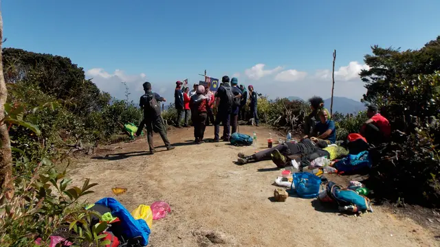 Gunung Yong Belar di Malaysia, terletak di perbatasan negara bagian Perak dan Kelantan. (Dok: Gunung Bagging https://www.gunungbagging.com/yong-belar/nggallery/page/2)