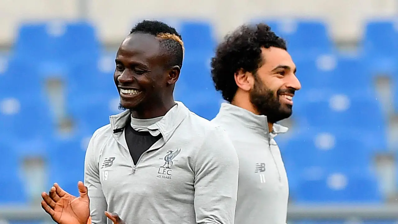 Latihan Santai Pemain Liverpool Jelang Hadapi AS Roma