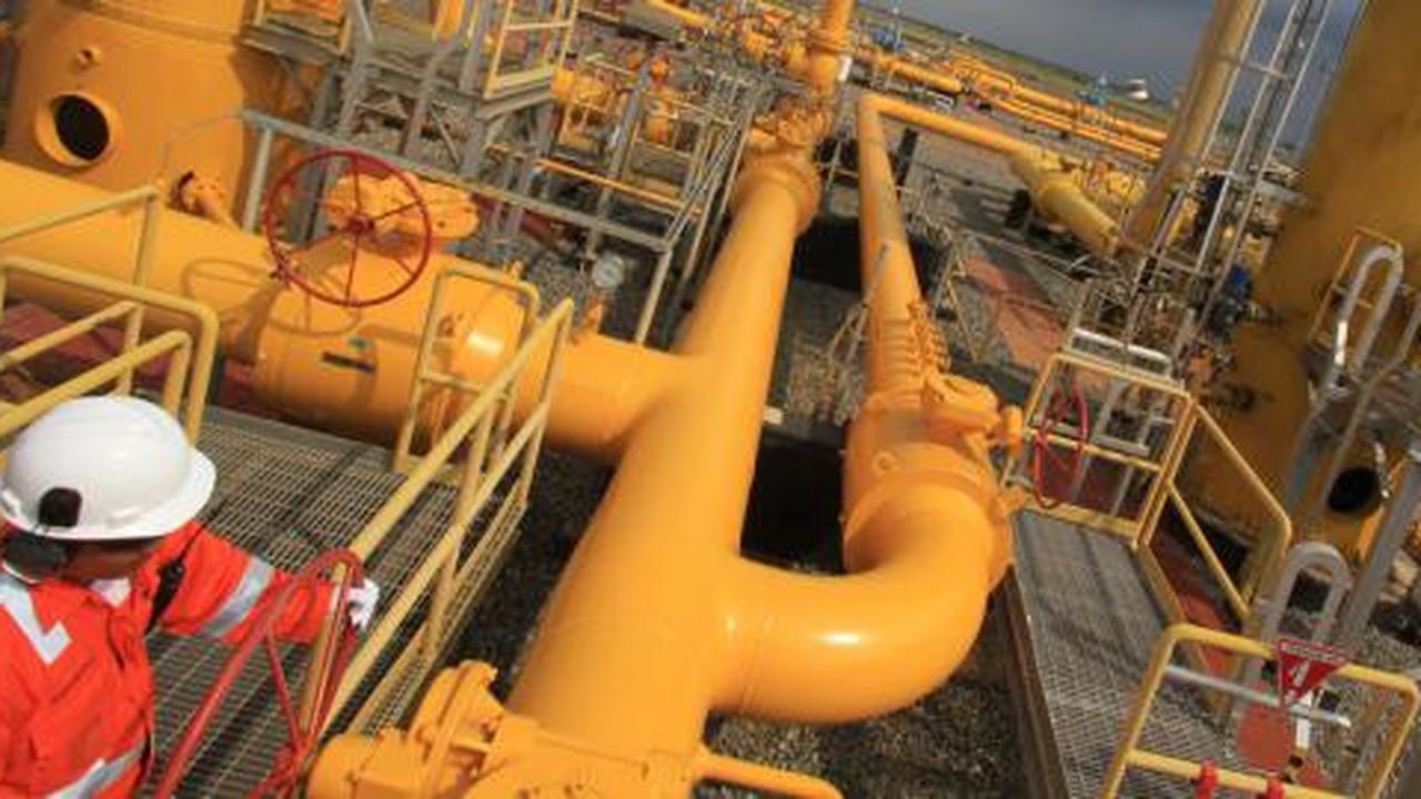 Operasional terminal terapung gas cair molor