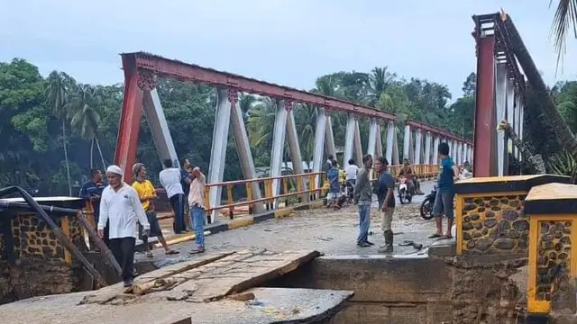 Dampak banjir di Sibolga, Tapanuli Tengah, Sumatera Utara