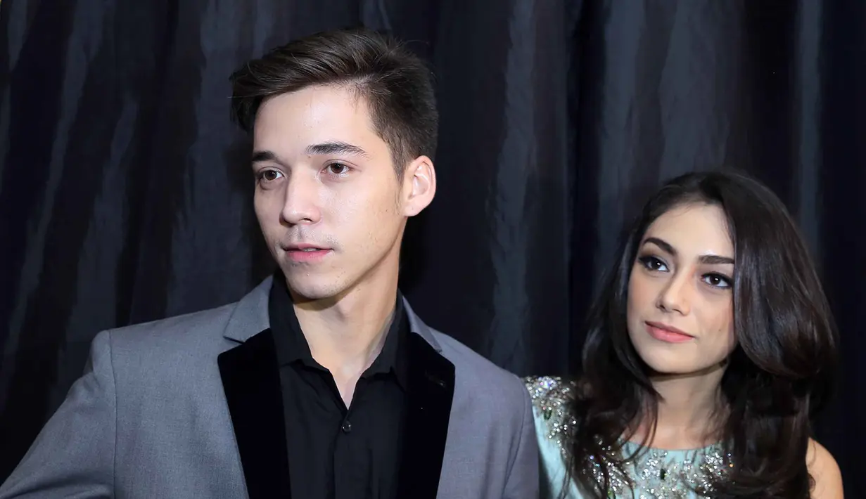 Hal senada diungkapkan oleh janda dari Dearly Dave Sompie. Janda dengan dua anak tersebut mengaku siap kapan saja jika sang kekasih mengajak nikah dalam waktu dekat ini. (Deki Prayoga/Bintang.com)