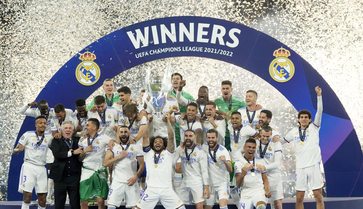 Real Madrid sukses menaklukkan Liverpool pada laga final Liga Champions di Stade de France, Minggu (29/5/2022). (AP/Manu Fernandez)