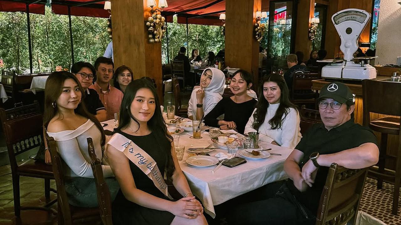 Amanda Caesa Rayakan Ulang Tahun ke-22 di Tanggal Spesial, Ini Momen Bahagianya