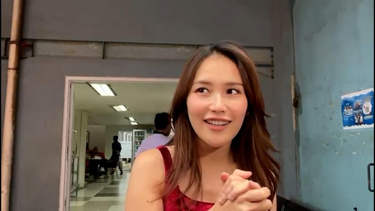 Ayu Ting Ting Ulang Tahun ke-33, Baru Dapat Ucapan dari Sahabat hingga Kado Mewah dari Anak dan Orang Tua Sehari Setelah Hari H