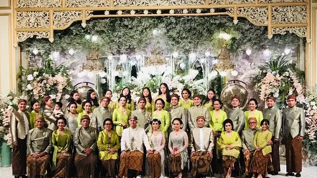 7 Potret Akad Nikah Arya Bakrie dan Vannya Istarinda, Megah dan Usung Adat Jawa