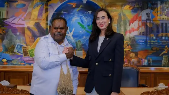Menteri Pariwisata Tegaskan 3 Langkah Utama Kemenpar Tentang Tambang Nikel di Raja Ampat: Pertahankan Status Geopark Dunia.  foto: dok. Kemenopar