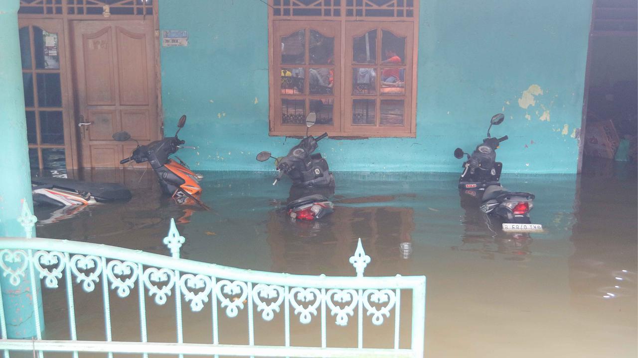 Jakarta Dikepung Banjir