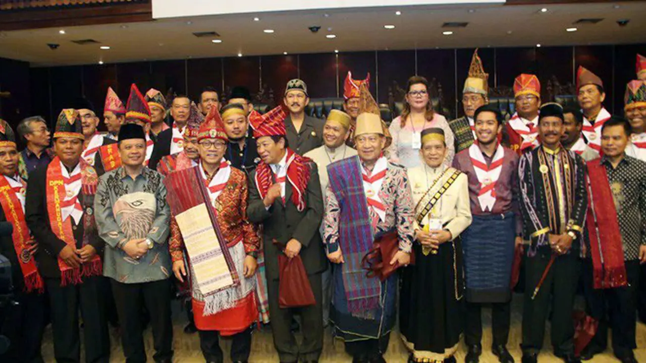DPN Kerukunan Masyarakat Hukum Adat Nusantara (Kermahudatara) pagi ini menggelar seminar nasional. Acara dihadiri oleh Ketua MPR RI Zulkifli Hasan, 