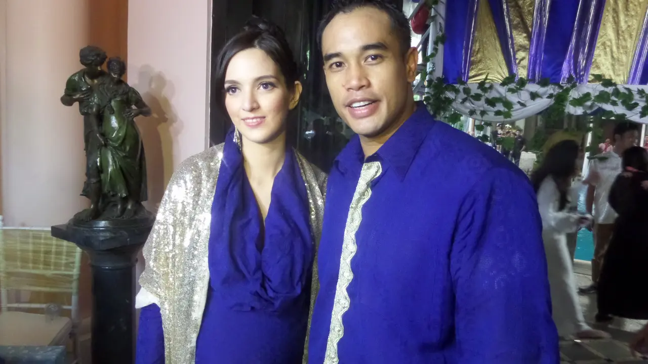 [Bintang] Nia Ramadhani dan Ardie Bakrie