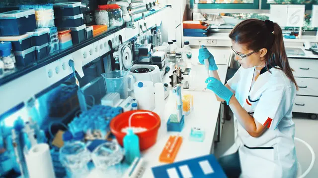 Peneliti Laboratorium