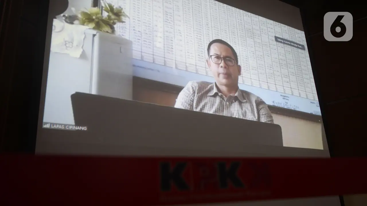 FOTO: Tubagus Chaeri Wardana Jalani Sidang Tuntutan Kasus Korupsi