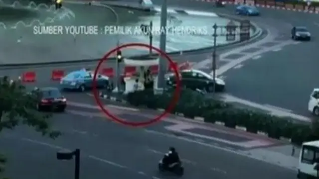 News Flash: Dugaan Suap Awak Kopaja di Bundaran HI Terekam Kamera Warga