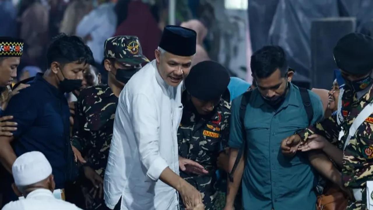 Kiai, ulama, dan masyayikh se-Sumatera Selatan (Sumsel) dan Sumatera Barat (Sumbar) menyampaikan aspirasi mereka kepada Calon Presiden Ganjar Pranowo untuk kemajuan pondok pesantren (ponpes) di masa depan.