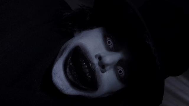 Pindah Apartemen, Emma Waroka Diganggu Setan Pesugihan