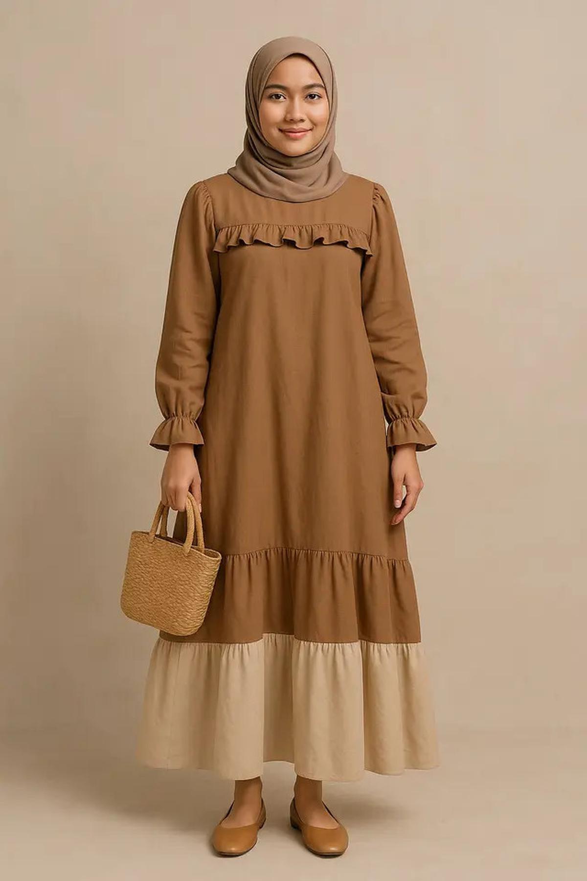 7 Model Gamis Polos Kombinasi 2 Warna, Tonjolkan Kesan Sopan dan Menawan