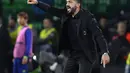 Sadar lini sayap bermain buruk, Gennaro Gatusso merasa beruntung mendapatkan hasil imbang kontra Real Betis pada fase grup Liga Europa yang berlangsung di Stadion Benito Villamarin, Spanyol (9/11),  AC Milan bermain imbang 1-1 (AFP/Cristina Quicler)