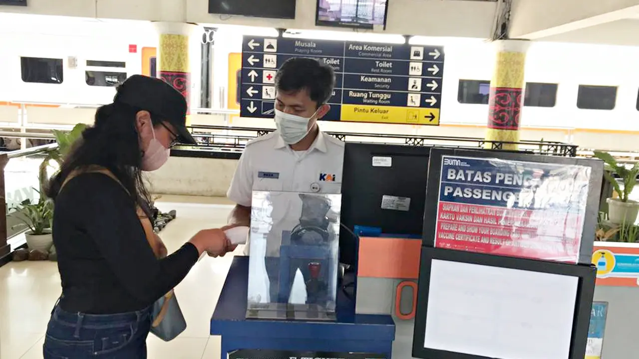 Penumpang kereta api