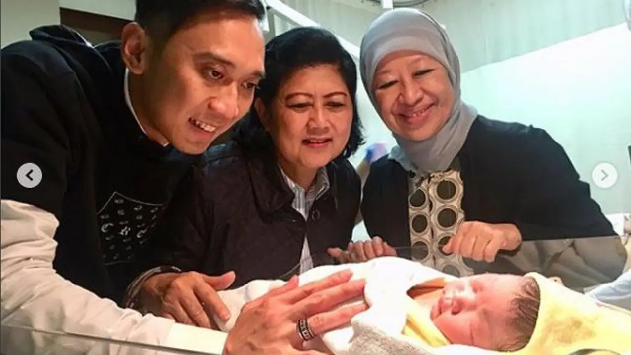 [Bintang] Ani Yudhoyono