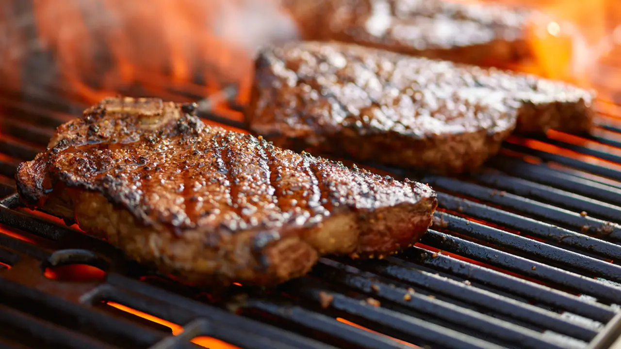 memanggang daging panggang bakar daging bbq steak