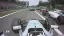 Pebalap Mercedes, Lewis Hamilton, melakukan start yang kurang baik dan disusul pebalap lain walau start dari posisi pole dalam balapan F1 GP Italia di Sirkuit Monza, Italia, Minggu (4/9/2016). (Bola.com/Twitter/F1)