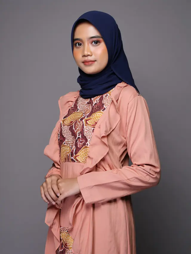 Model Gamis Batik Syar'i Slim Fit tapi Tetap Sopan