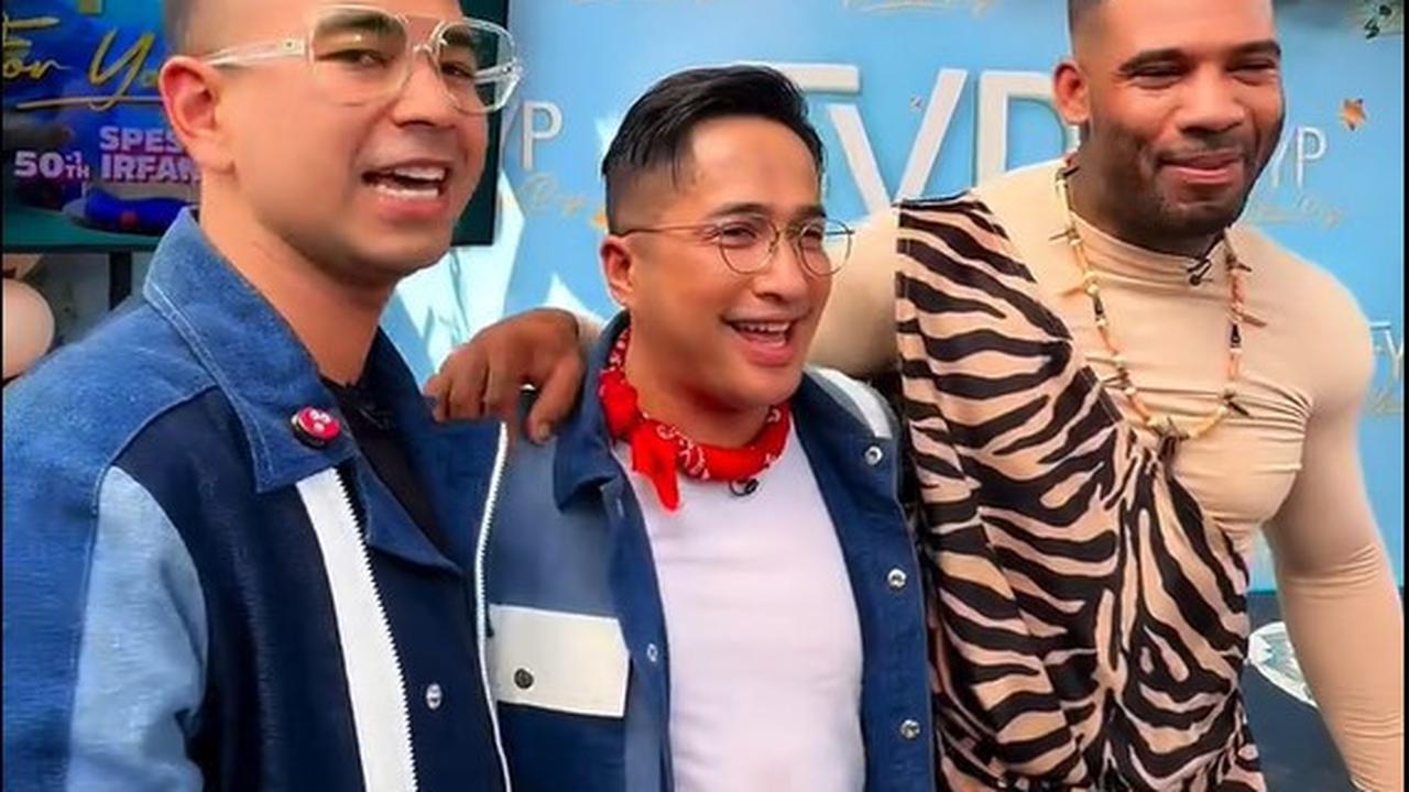 8 Potret Irfan Hakim Ulang Tahun ke-49, Dapat Kado dari Raffi Ahmad hingga Tim Dehakim Bikin Mewek
