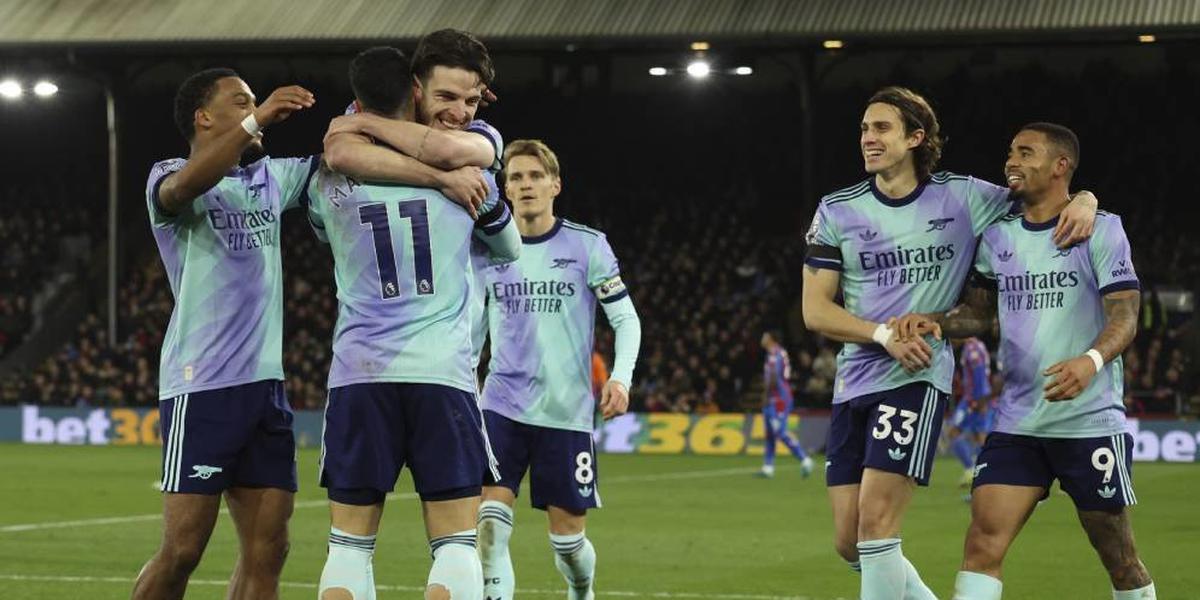 Link Live Streaming SCTV: Liverpool vs Arsenal - Premier League 2024/2025