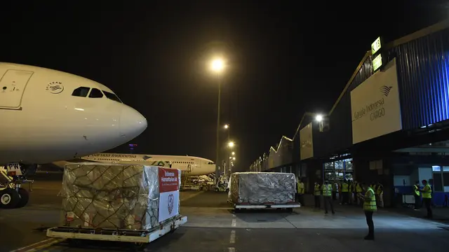Pengiriman bantuan kemanusiaan Indonesia untuk Afghanistan, 9 Januari 2022 (kredit: Kemlu RI)