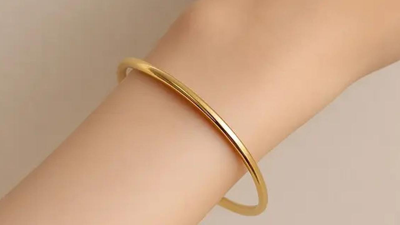 Punya Tangan Kecil? Ternyata Gelang 2-3 Gram Bisa Jadi Pilihan Ideal & Permanis Tampilanmu