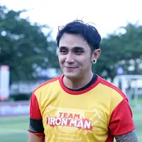 Vicky Nitinegoro yang memperkuat tim Captain America, harus mengakui kekalahan dari tim Iron Man yang diperkuat oleh Rizky Alatas, Rifky Balweel, Fauzan Nahrul, Al Ghazali, Ammar Zoni, Handika Pratama dll. (Nurwahyunan/Bintang.com)