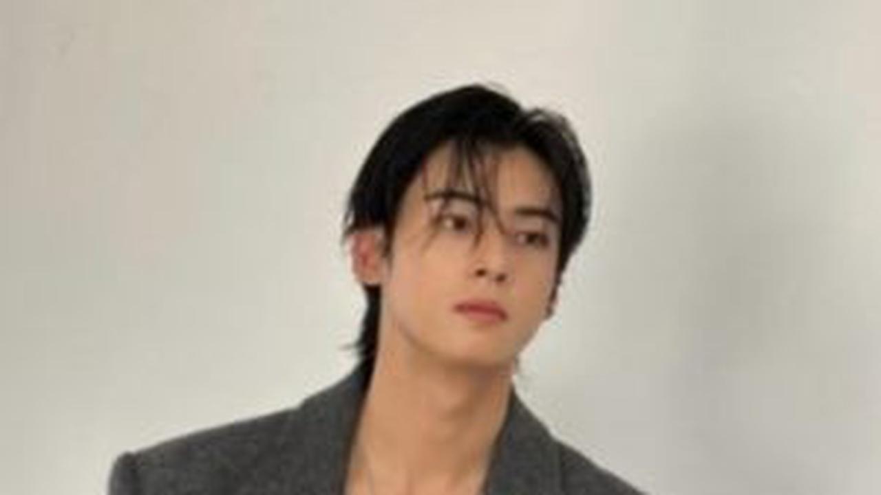 Potret Tampan Cha Eun Woo yang Bakal ke Jakarta Bulan Depan