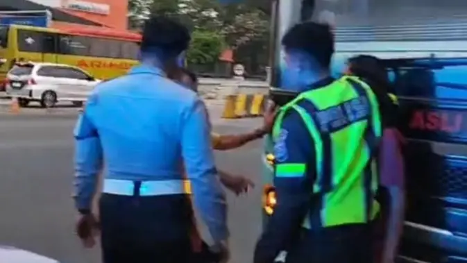 Kondektur Bus Tangerang Tega Tusuk Penumpang, Begini Kronologinya