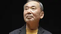 Novelis Jepang Haruki Murakami. Dok: AP Photo/Eugene Hoshiko, File