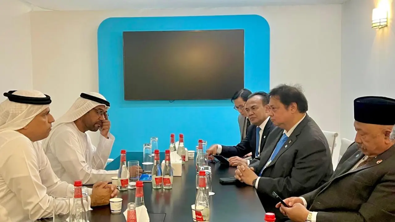 Menteri Koordinator Bidang Perekonomian Airlangga Hartarto menerima CEO Emirate Global Alumunium (EGA) Abdulnasser Ibrahim Saif Bin Kalban pada Rabu, 12 Februari 2025. (Foto: ekon.go.id)