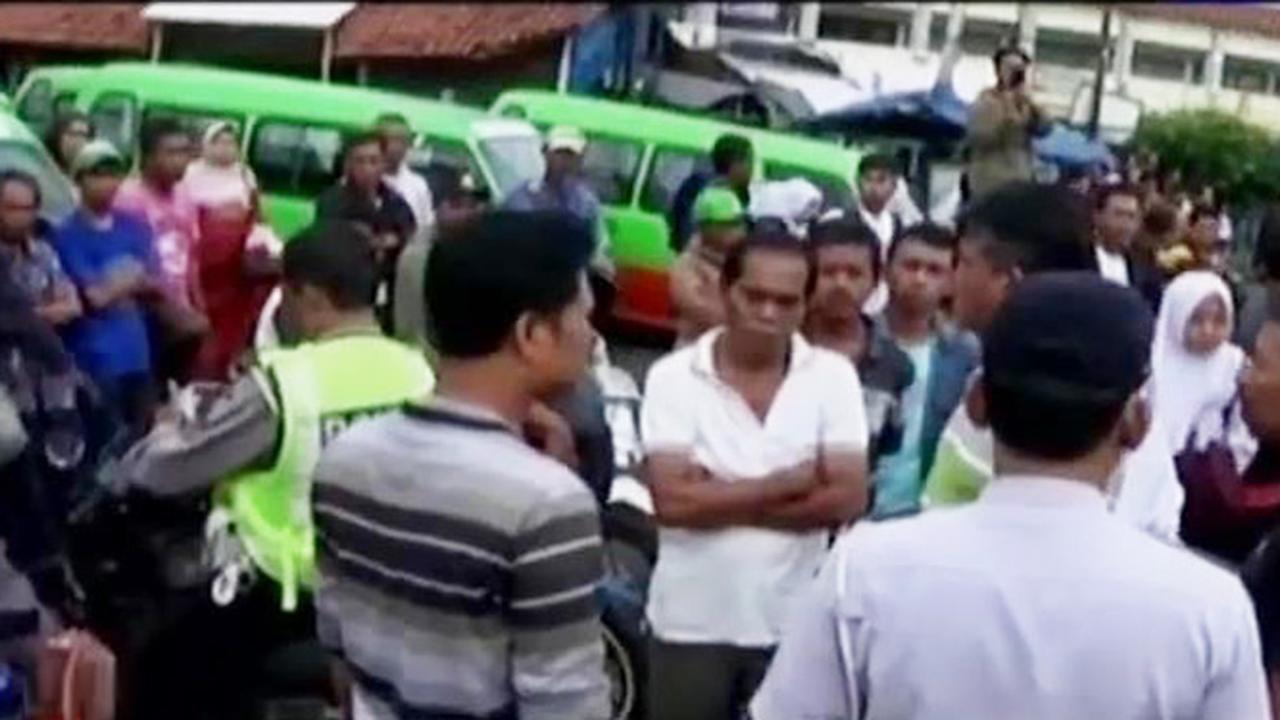 Segmen 1: Demo Sopir Angkutan hingga Proyek Sodetan Kali Ciliwung