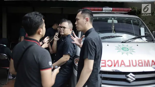 Suasana rumah duka Andika Kerispatih